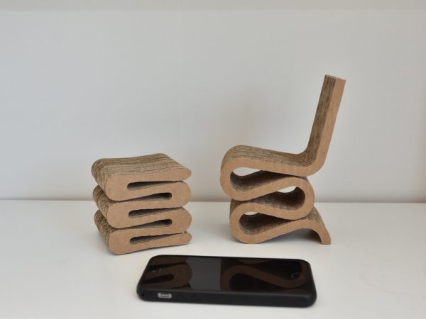 Wiggle Chairs for your desktop
